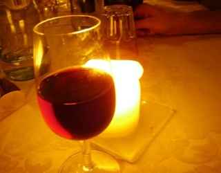  Wine by candlelight